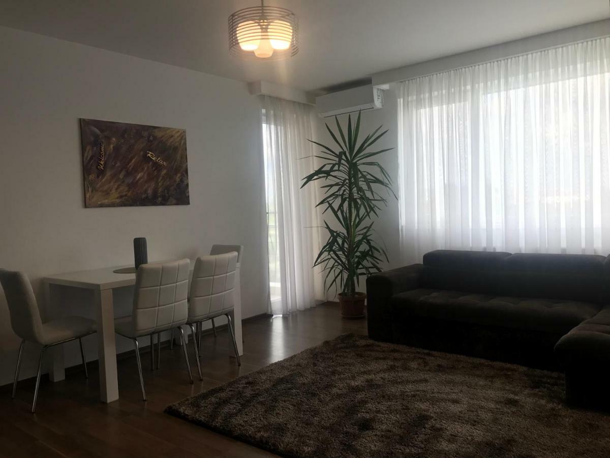 Pipera Lake View By Acme Rent Bukarest Kültér fotó